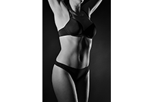 ../images/Model_Ina/_AC17784_Ina.jpg