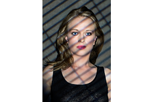 ../images/Model_Julie/ACH7821.jpg