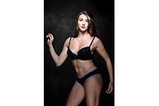 ../images/Model_Luna/_AC20306.jpg