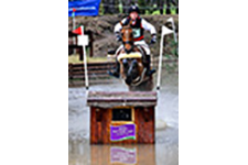 ../images/jumping/jung8.jpg