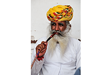 ../images/travel/inde11.jpg